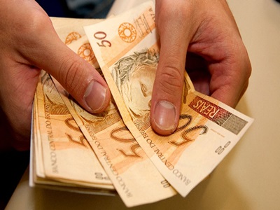 dinheiro salario